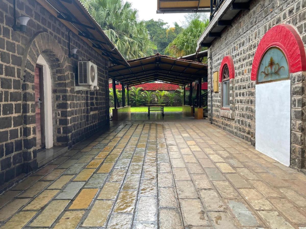 The Green Gate Resort Mulshi Eksteriør bilde