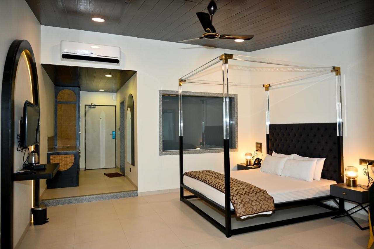 The Green Gate Resort Mulshi Eksteriør bilde