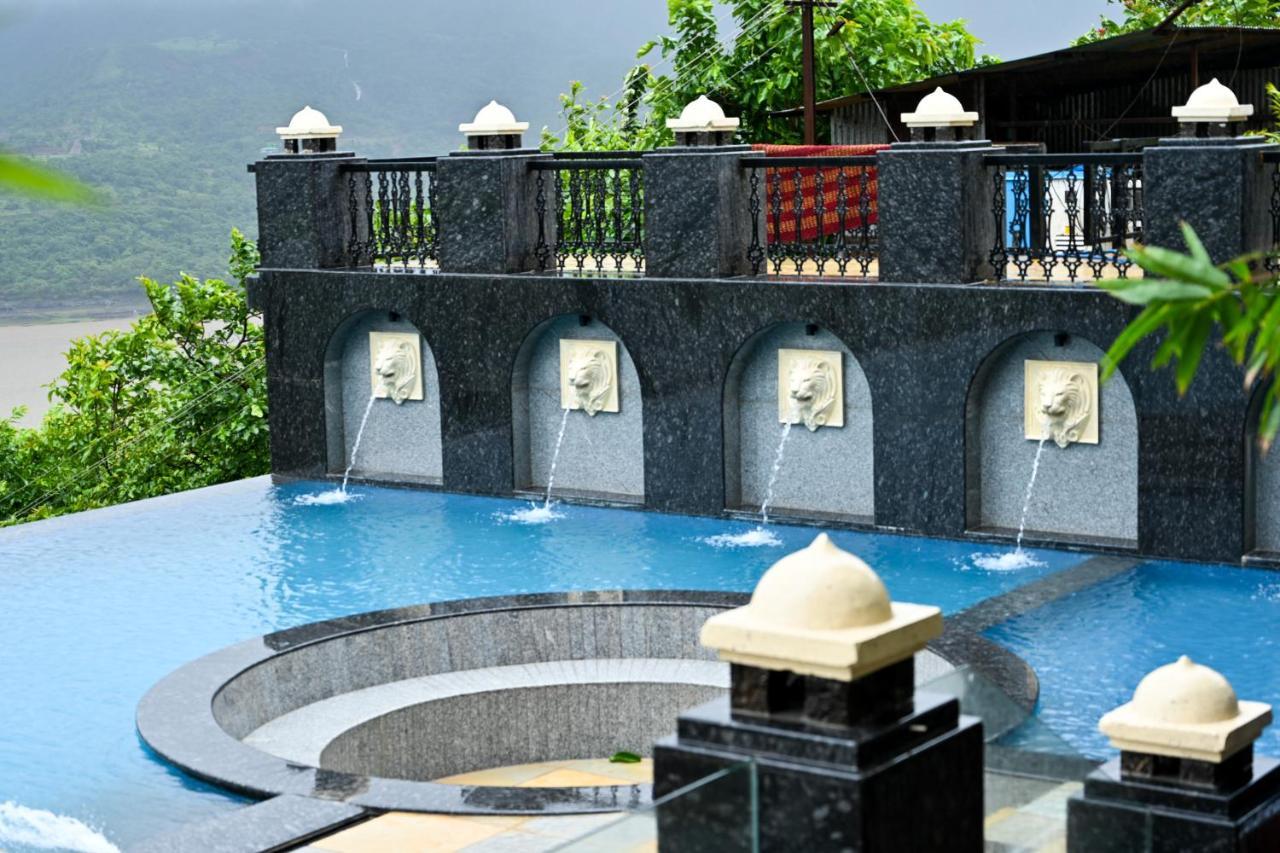The Green Gate Resort Mulshi Eksteriør bilde