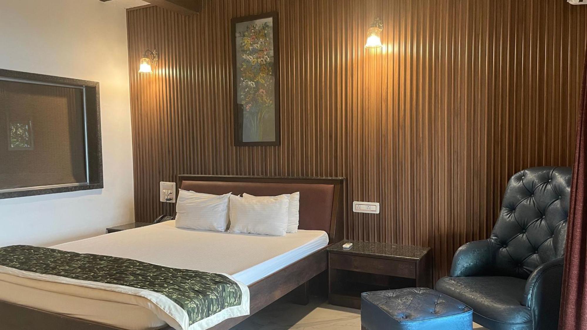 The Green Gate Resort Mulshi Eksteriør bilde