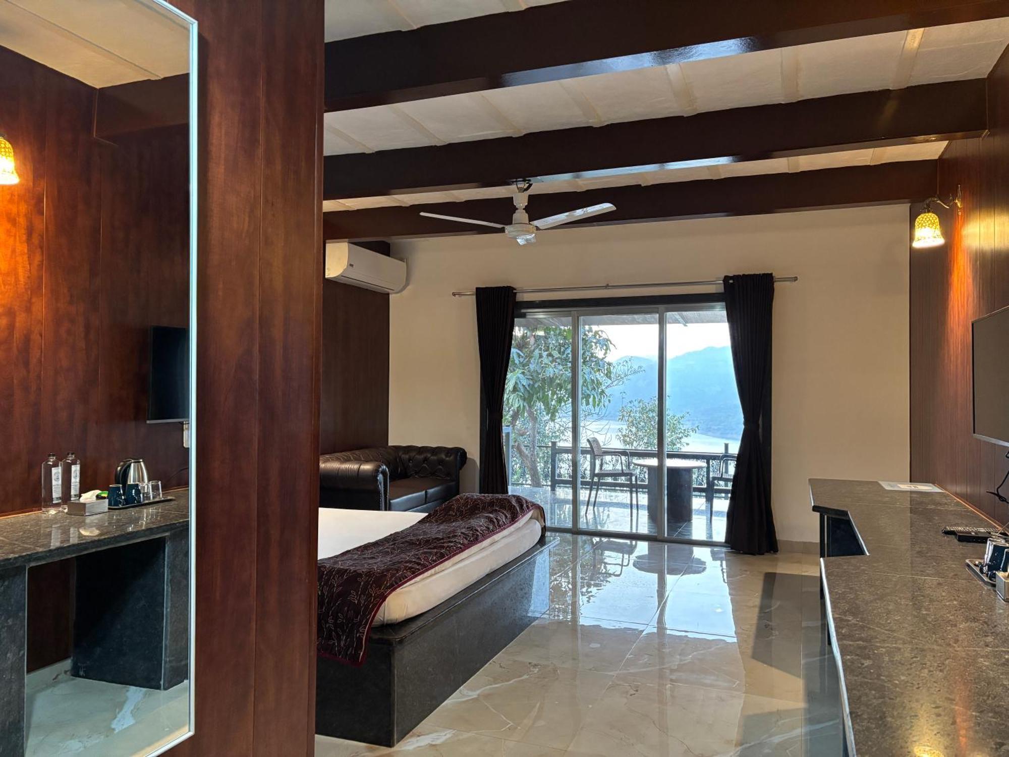 The Green Gate Resort Mulshi Eksteriør bilde